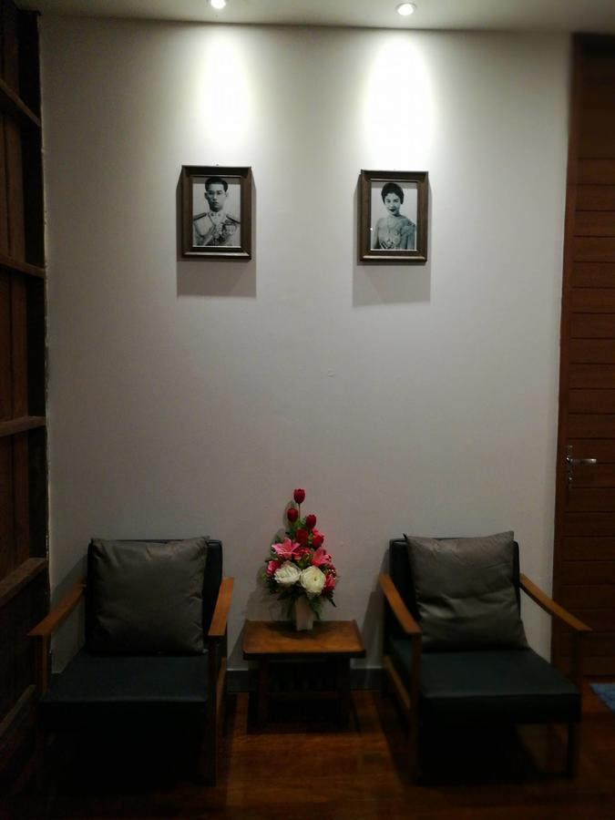 Comeneetee Uthai Ban Khok Mo Exterior foto